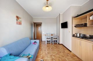 E6-2 bilocale Borgo della Rovere - San Bartolomeo al Mare - 2