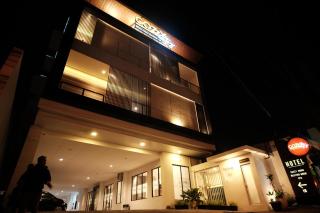 Cozzy Stay Hotel Semarang by Sinergi - Semarang - 0