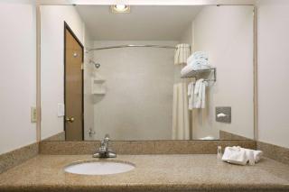 Baymont by Wyndham Seattle/Kirkland WA - Kirkland - 6