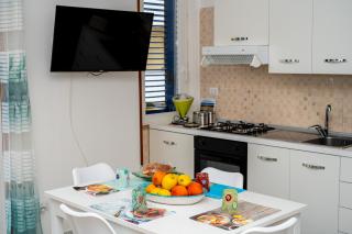 Modern Sea House in the Heart of Amalfi Coast - Apartment with Balcony, 100 mt from the Sea - into Maiori City Center - 3