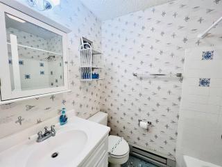 Bayfront Condo with Amazing Views - 8