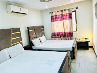 Oriole Luxury Hotel - 5