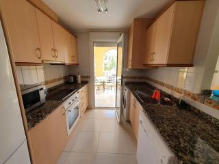 Spacious apart. for 6 pers. AC, UK TV, 600MB WiFi - Los Alcázares - 3