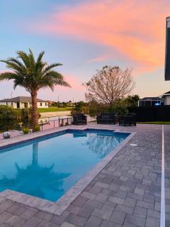 Canal Waterfront house-Pool-Fishing and Game Room - Cape Coral - 7