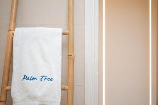 Palm Tree Beach Suites, by ZanteWize - 3