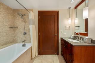 Ko Olina Beach Villas O1402 - 1