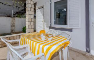 1 Bedroom Cozy Apartment In Nin - Nin - 4