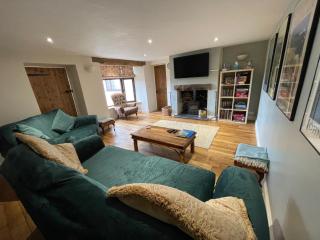 Merlin House - 5