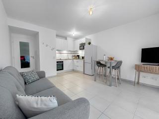 Vivez Lunel-Clim-Wifi Fibre-Parking Privé-Patio T2 - Lunel - 9