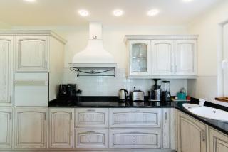 Villa Green Hill with Private pool & Scenic view - Gornji Orahovac - 5