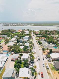 Hidden Beach Bungalow - New Smyrna Beach - 8