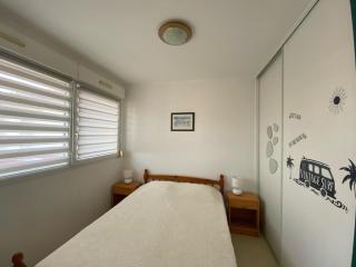 Appartement à Hossegor, à 30m de la plage avec piscine et parking souterrain - FR-1-413-135 - 1