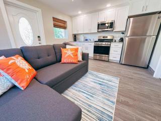 Hidden Beach Bungalow - New Smyrna Beach - 0