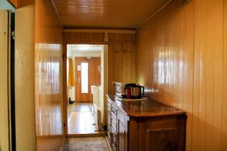 Family-friendly chalet apt with balcony - 9