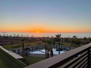 360 ocean view 2-bedroom lovely apartment - 8