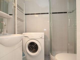 Charmant T1 climatisé avec wifi, proche thermes et commerces, balcon, 2 étoiles, Balaruc-les-Bains - FR-1-553-35 - Balaruc-les-Bains - 1