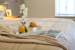 Seabreeze Cottage 2 bedroom - Sleeps 6 - Bron-Y-Wendon Holiday Park - Llanddulas - 1