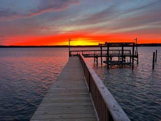 Stunning Waterfront View Home-Private Dock, Beach - Beaufort - 5