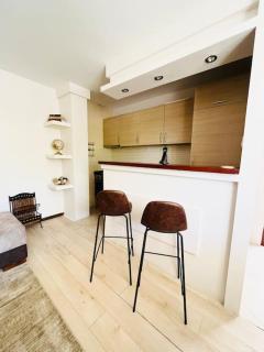 Family condo near the airport and the beach - Tivat - 9