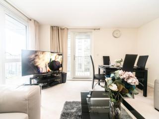 Pass the Keys Modern 2 bedroom and 2 Bath Apartment in London - Edgware - 9