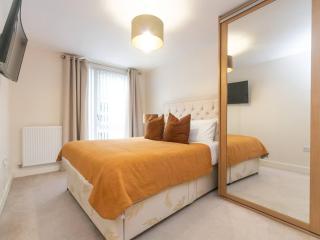Modern 2Bedroom & 2Bathroom Apartment in Colindale - North London - Pass the Keys - 9