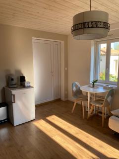 CHAMBRE GITE DE LA POMMERAIE - Landeronde - 8