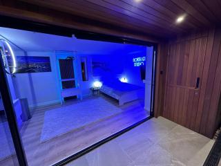 Peaceful retreat with hot tub and sauna - Edgware - 4