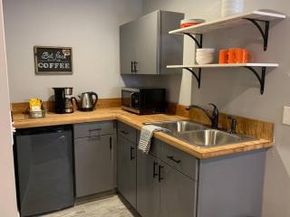 Private Suite in Davison - 2
