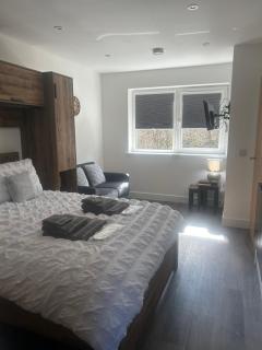 Burnbrae Apartment - 9