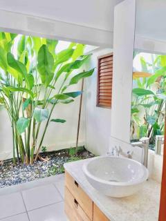 2BR Villa Yuna private pool & bathub seminyak area - Kerobokan - 3