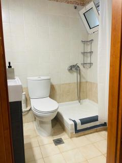 Adoms Rooms - Orfánion - 1