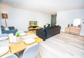 Convenient Central Birmingham 2 Bedroom Apartment - Birmingham - 1