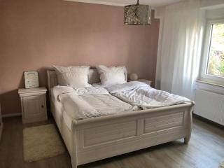 Schön gelegene Ferien-/Pendlerwohnung nahe Rothaarsteig mit guter Anbindung - Haiger - 3