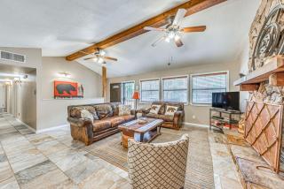 Ruidoso Mountain Home with 3 Decks and Grill! - Ruidoso - 7