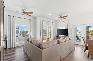 Beach House - The Sandcastle by Panhandle Getaways - 9