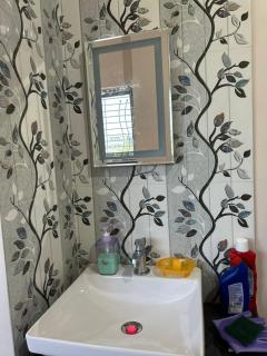 Self Check In 1BHK Home - Nagpur - 5