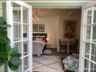 Green Door Cottage - 3