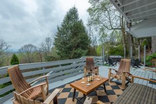 Game Room & Mini Golf Hot Tub Fire Pit - Arden - 7