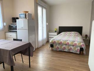 Studio rénové avec balcon, proche commerces, wifi et cellier privatif - Balaruc-les-Bains. - FR-1-553-13 - Balaruc-les-Bains - 6