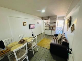 Praia de Ponta Verde com lavadora, wi-fi, garagem - quarto andar - Maceió - 0