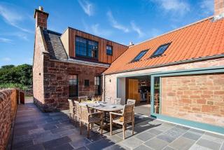 Grieve's Cottage at Papple Steading - 0
