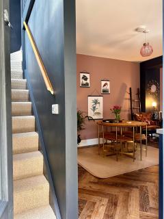 The Balmoral Coach House - 9