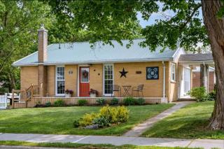Picton Retreat Downtown - Serene, Stylish & Great Amenities - Picton - 5