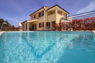 Ferienhaus mit Privatpool für 20 Personen ca 400 qm in Banjole, Istrien Istrische Riviera - Banjole - 5
