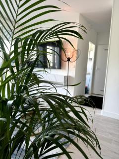 Chambre privée ds Appartement Design et Confort refait à neuf PROCHE de PARIS, la DEFENSE et VERSAILLES - Rueil-Malmaison - 2