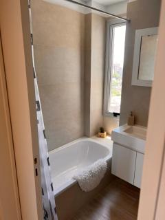 Hermoso monoambiente, mucha luz! - 4