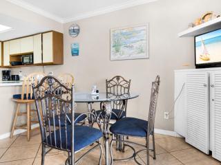 Summer Breeze Condominium 304 by Newman-Dailey - Destin - 2