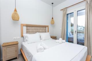 Alsea Seafront Apartments in Agia Pelagia Kythera - 7