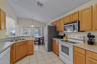 Family Ready in Gated Community Near Attractions villa - Davenport - 7