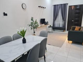 The Bunga & The Daun Housestay - Sungai Besar - 7
